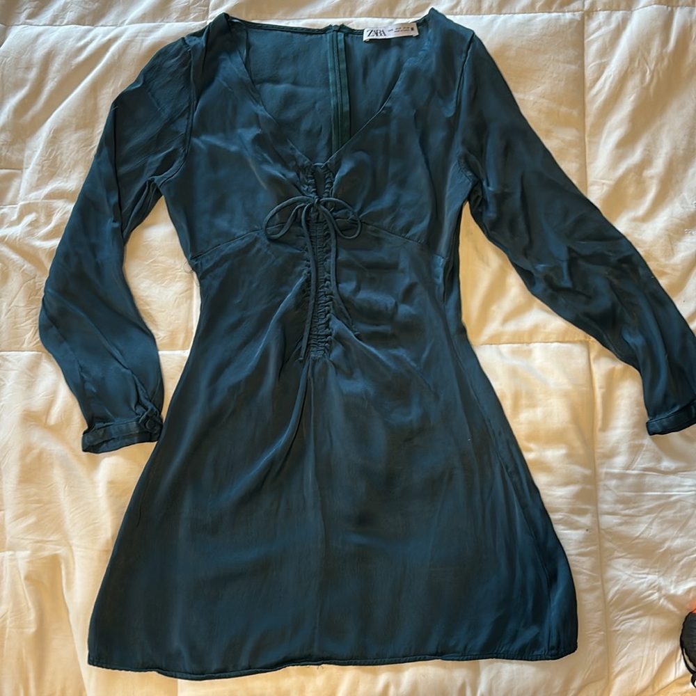Zara satin dress. Beautiful color. Short length. Women’s size small.